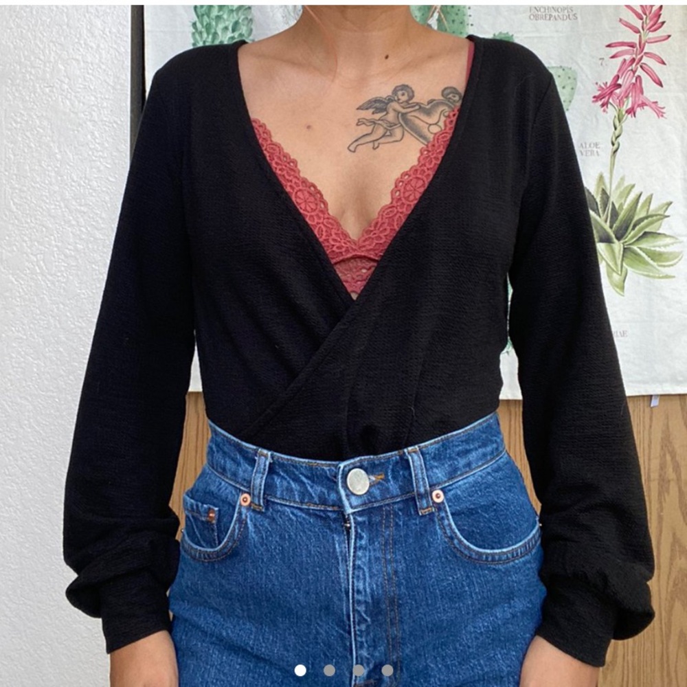 Surplice black blouse